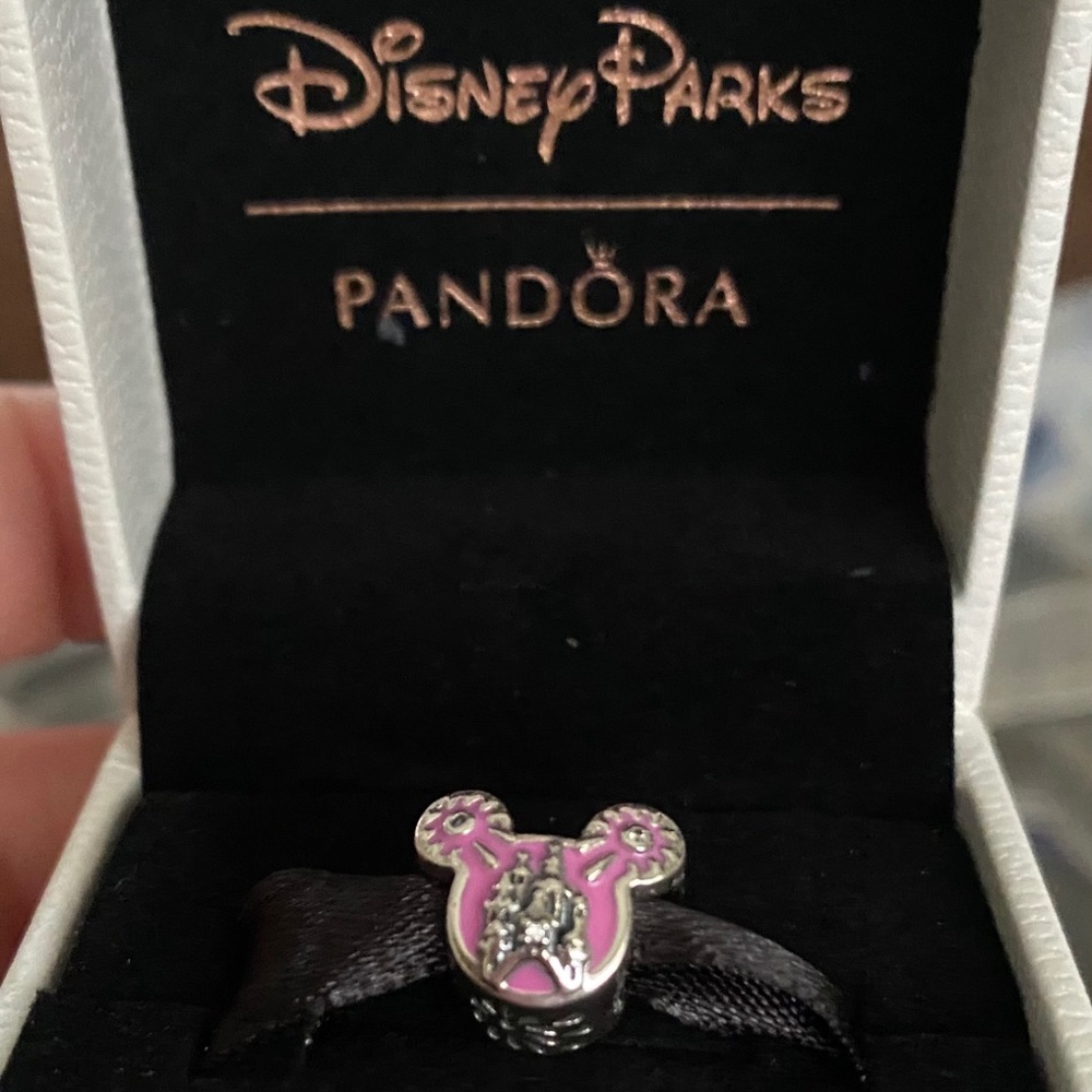 Pandora Disney 2020 charm